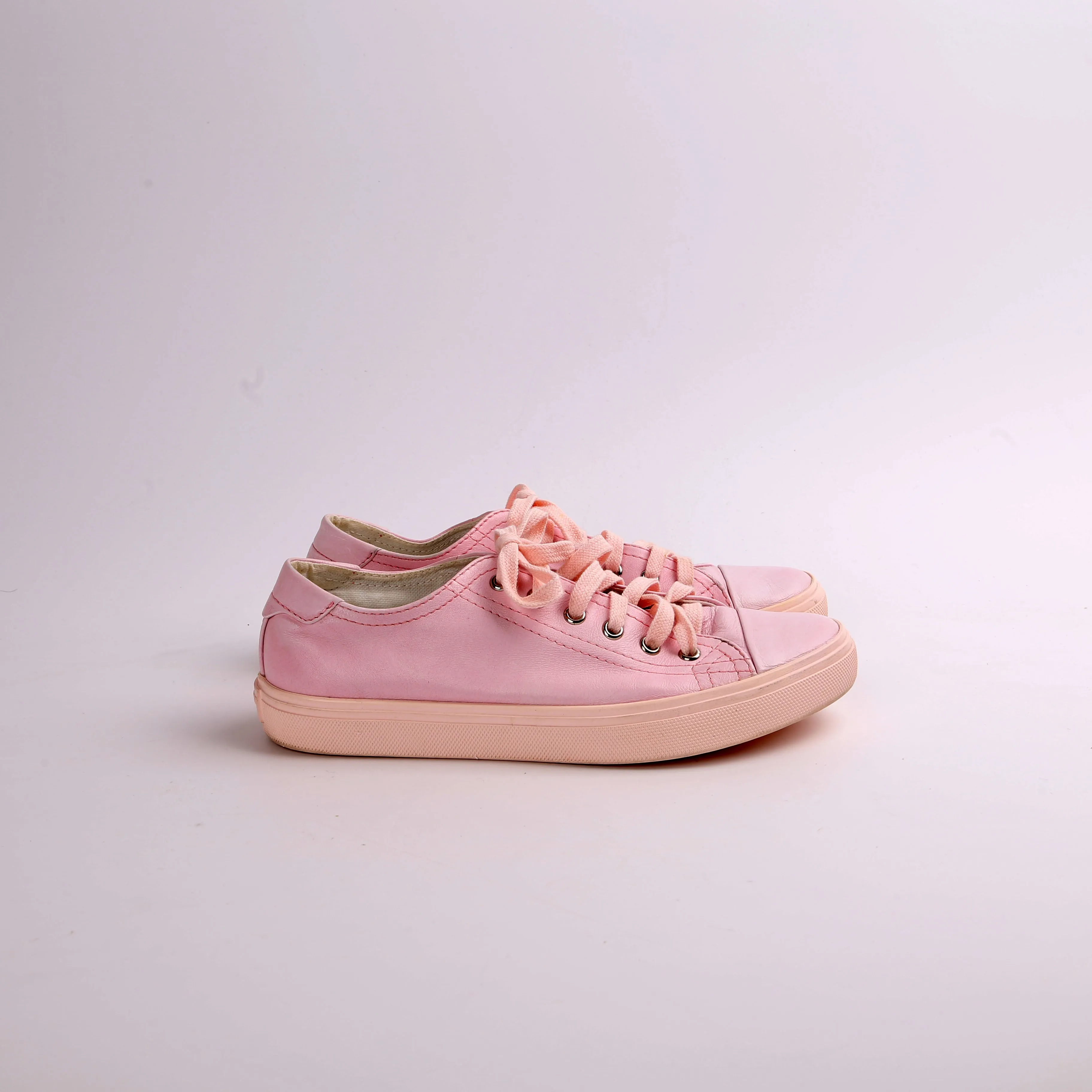 Bedford Leather Sneakers