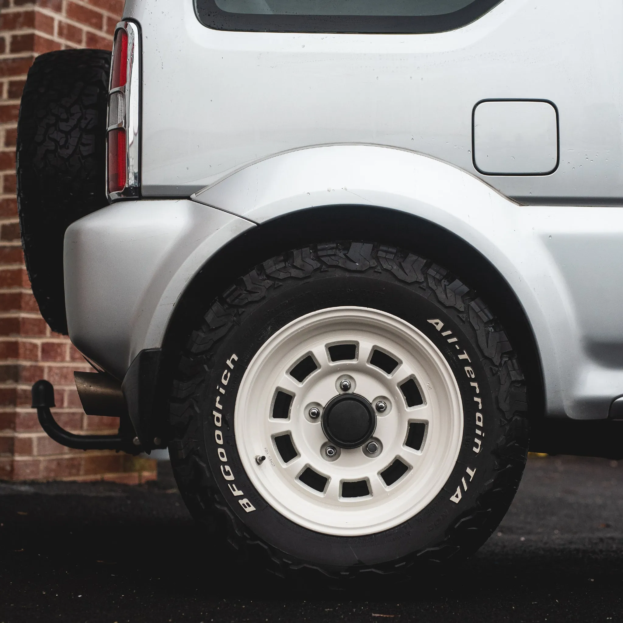 HIGH PEAK J-01 Wheel Package for Suzuki Jimny (1998 )